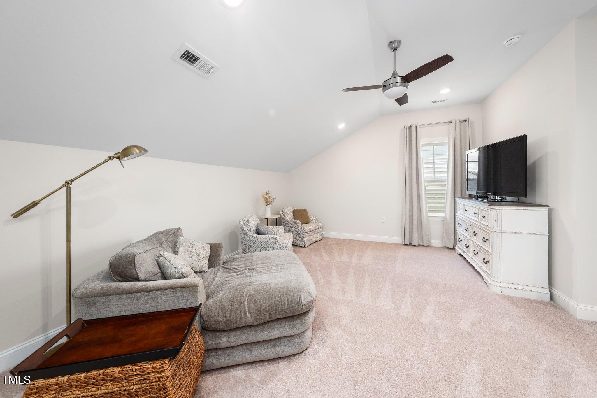 1247 White Flint Circle