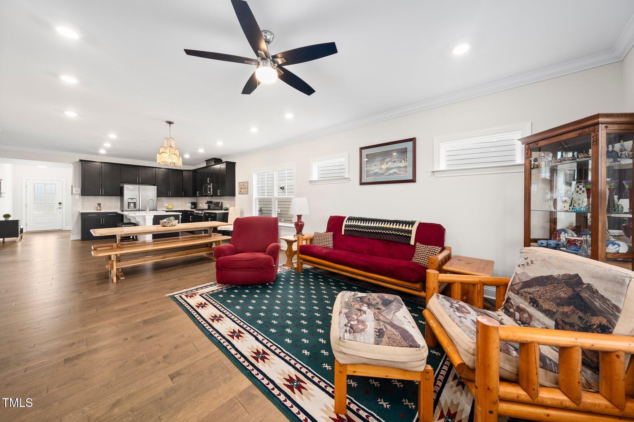 1247 White Flint Circle