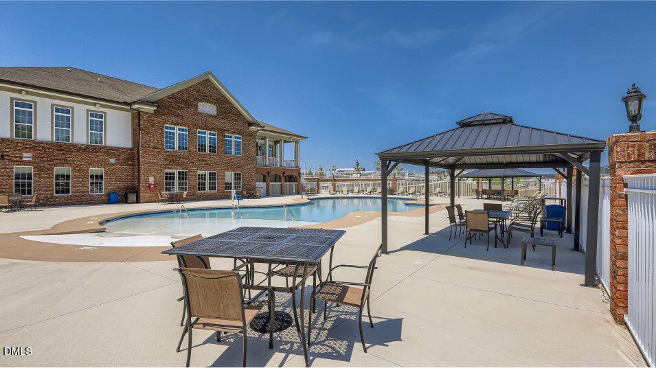 2528 Chert Lane