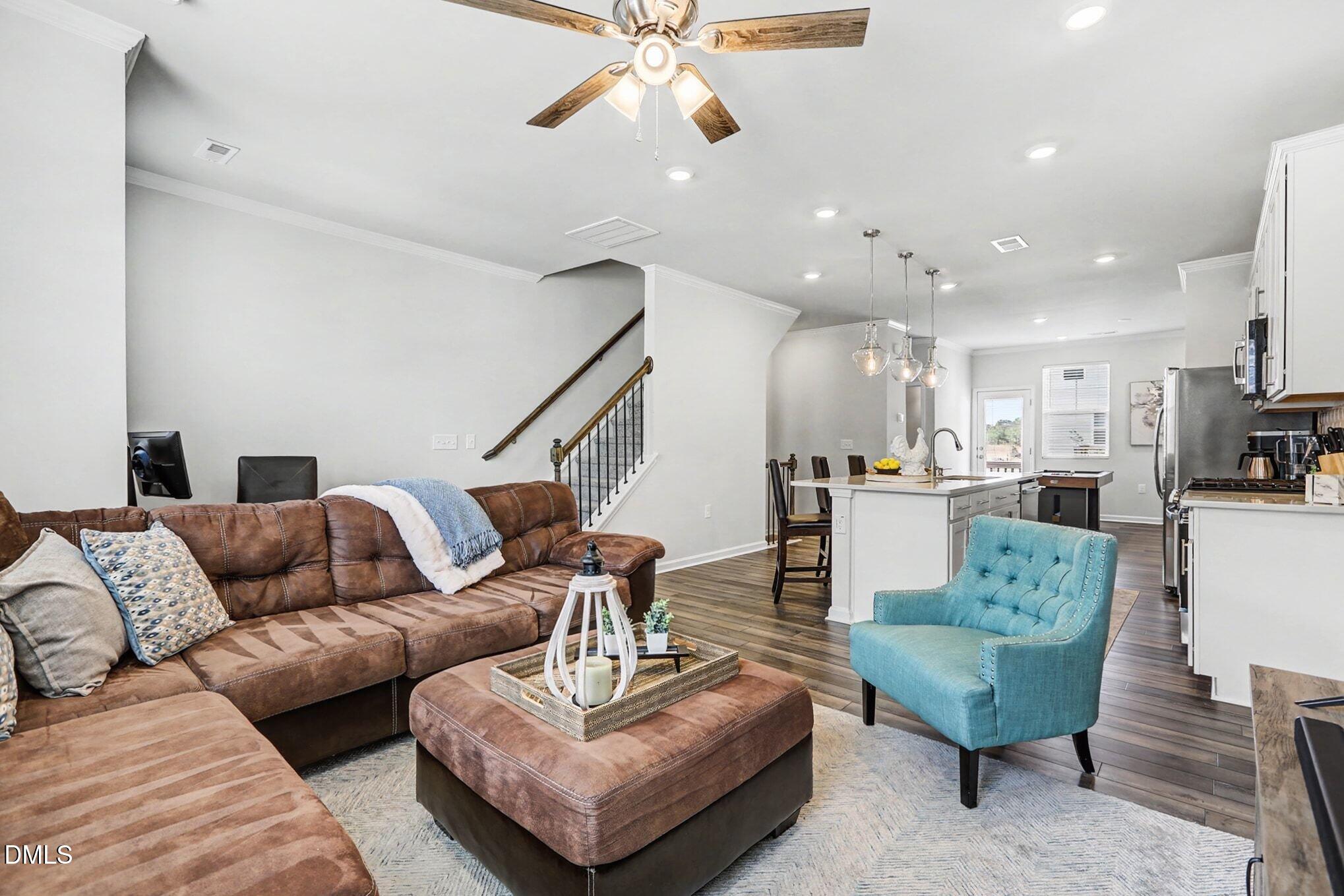 2528 Chert Lane