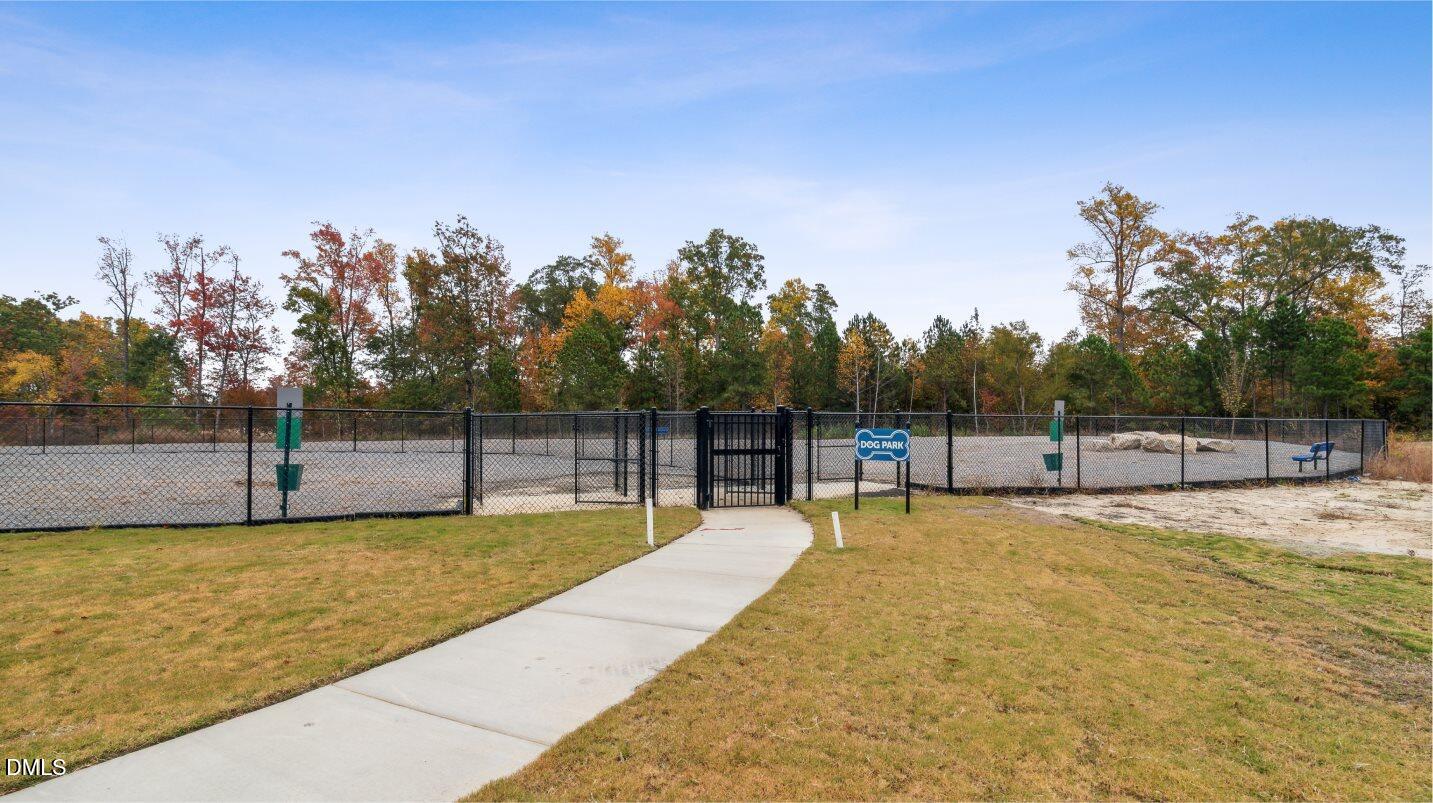 2528 Chert Lane
