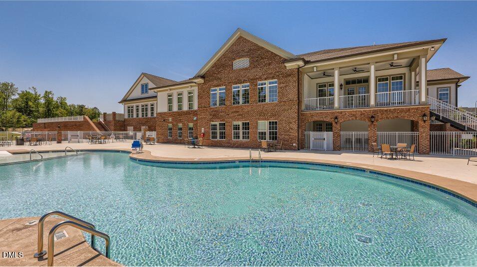 2528 Chert Lane