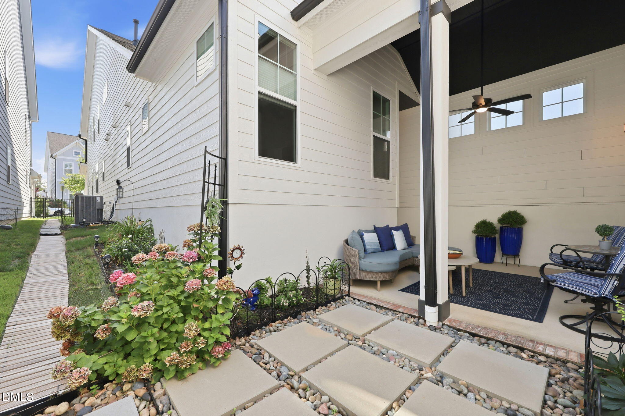 1704 Glazebrook Drive