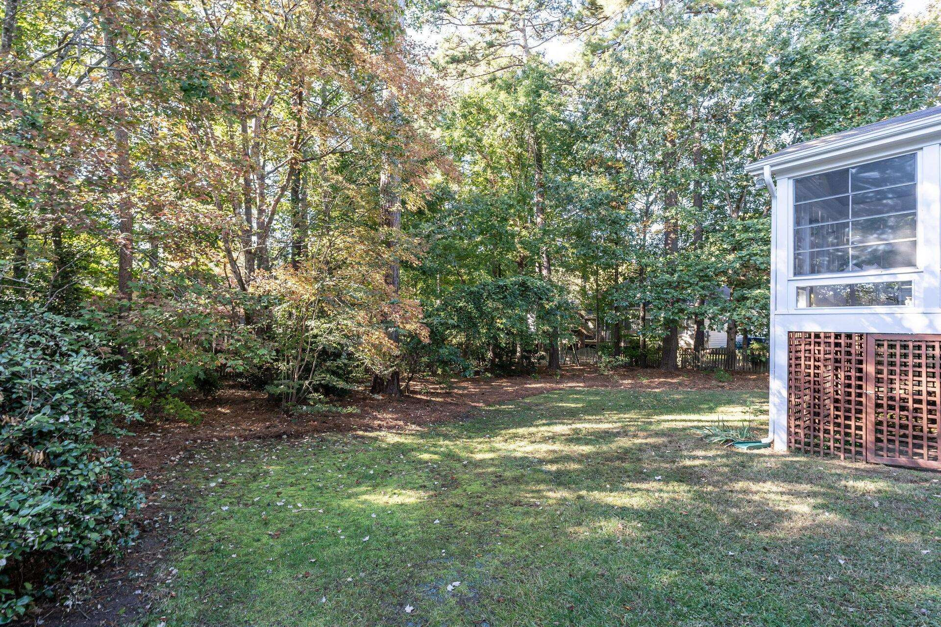 1604 Falls River Avenue