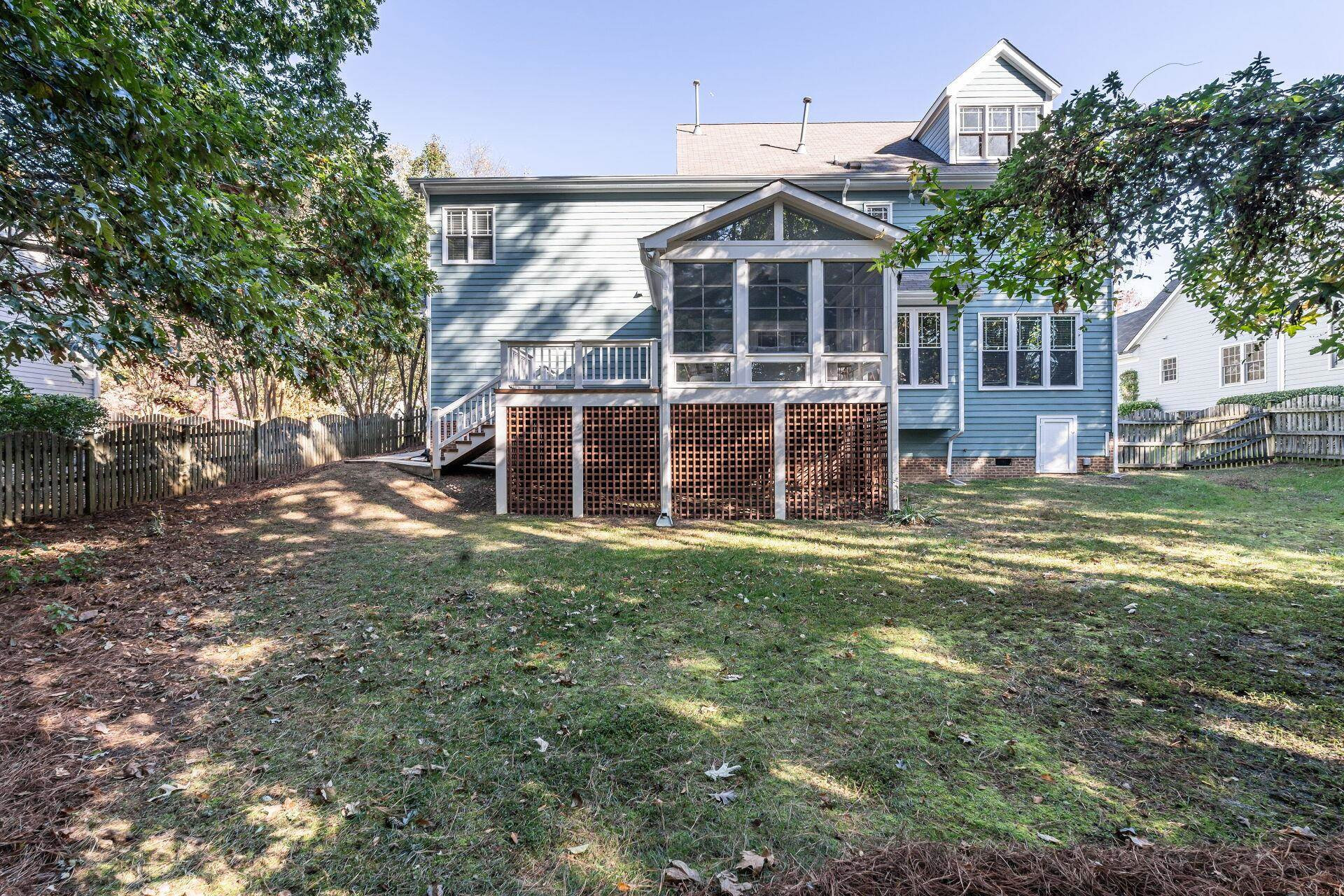 1604 Falls River Avenue