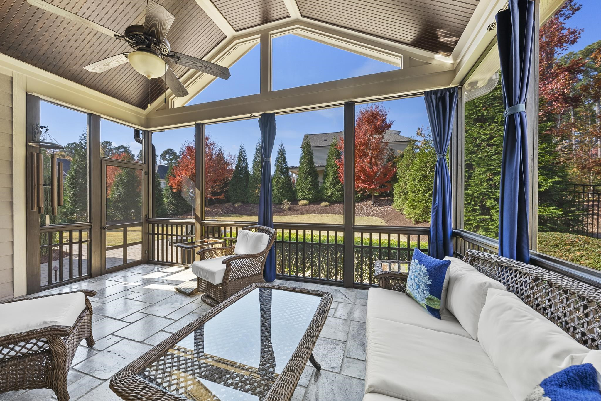 6858 Palaver Lane