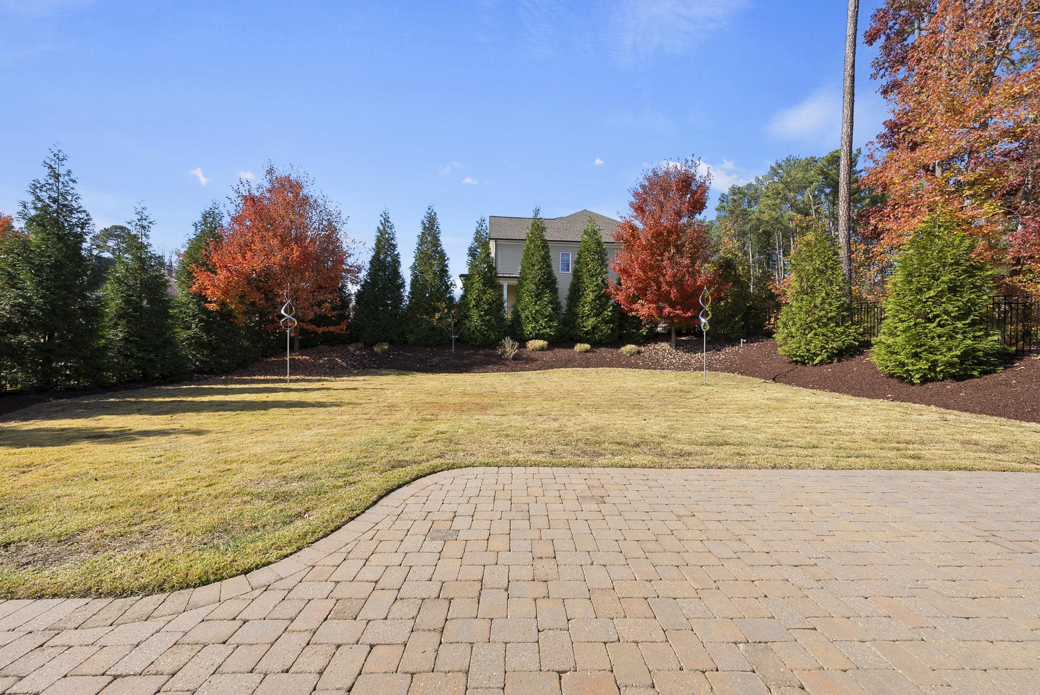 6858 Palaver Lane