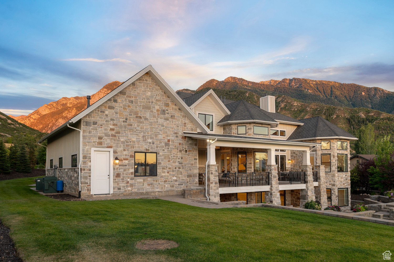 3635 E GRANITE BENCH LN