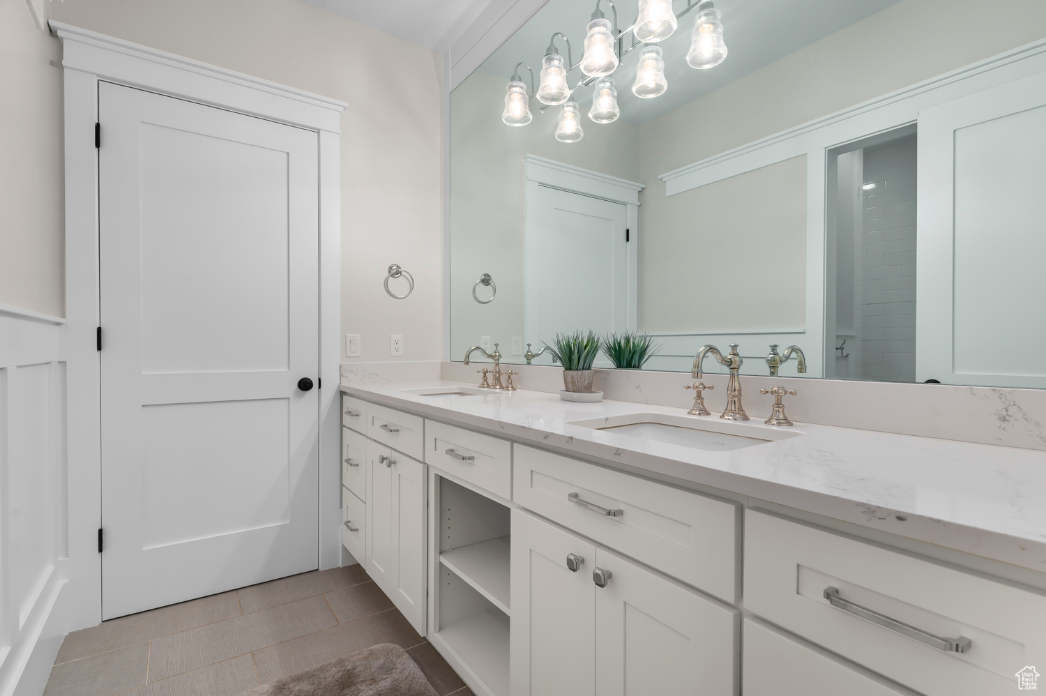 3635 E GRANITE BENCH LN