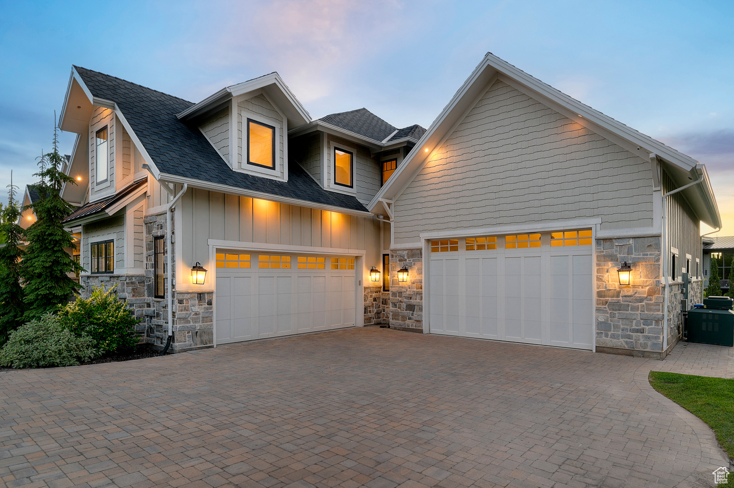 3635 E GRANITE BENCH LN