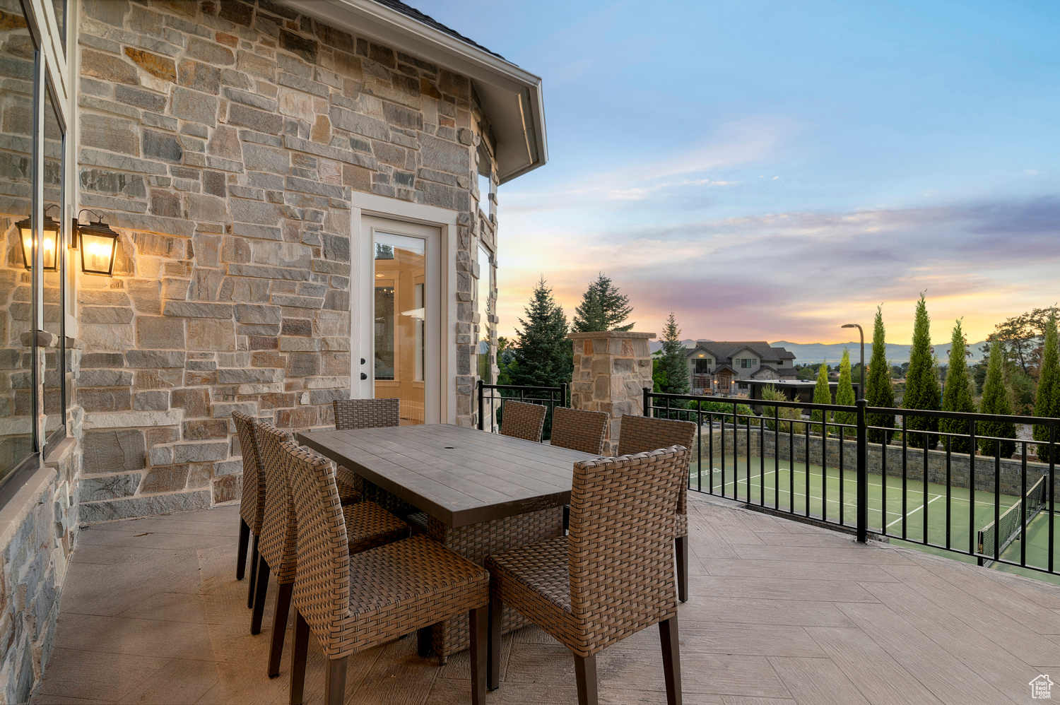 3635 E GRANITE BENCH LN
