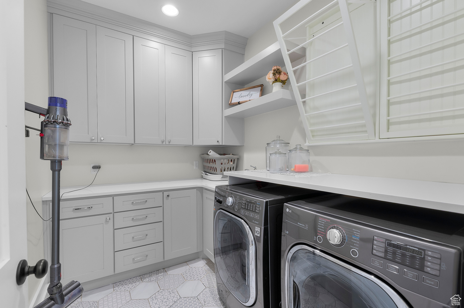 3635 E GRANITE BENCH LN