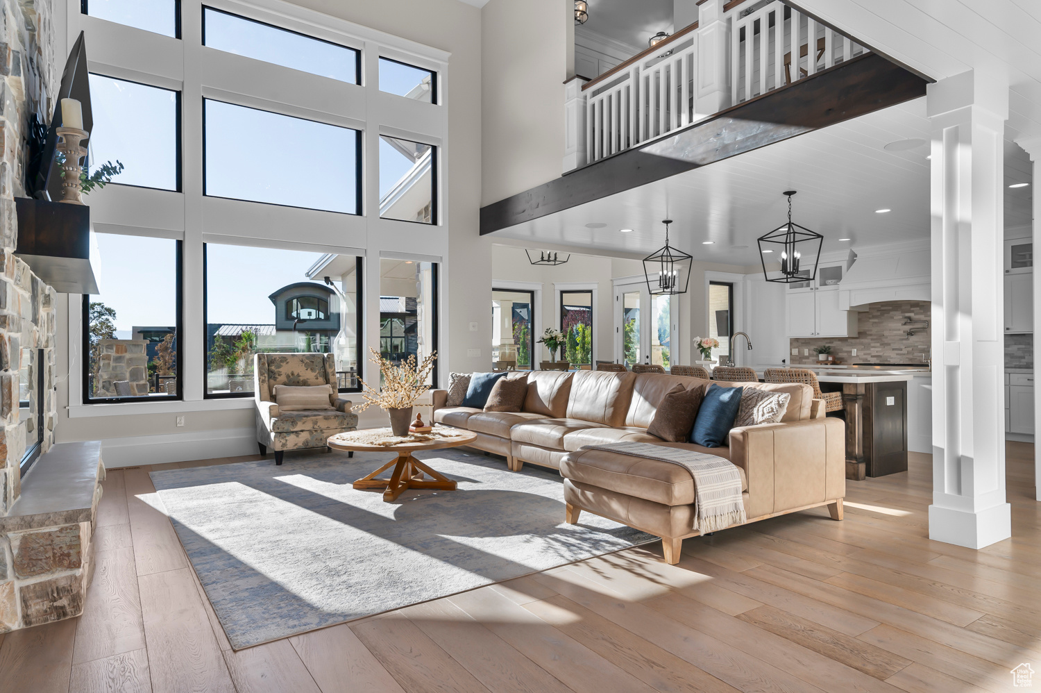 3635 E GRANITE BENCH LN