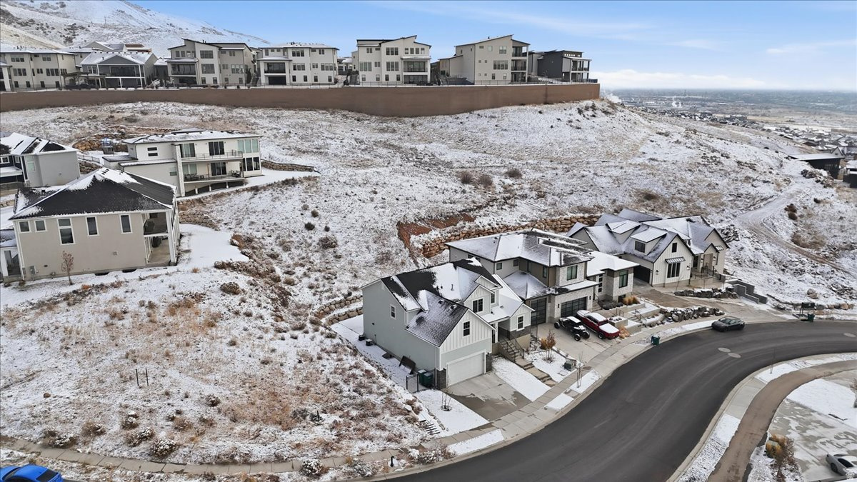 4452 N SUMMER VIEW DR #216