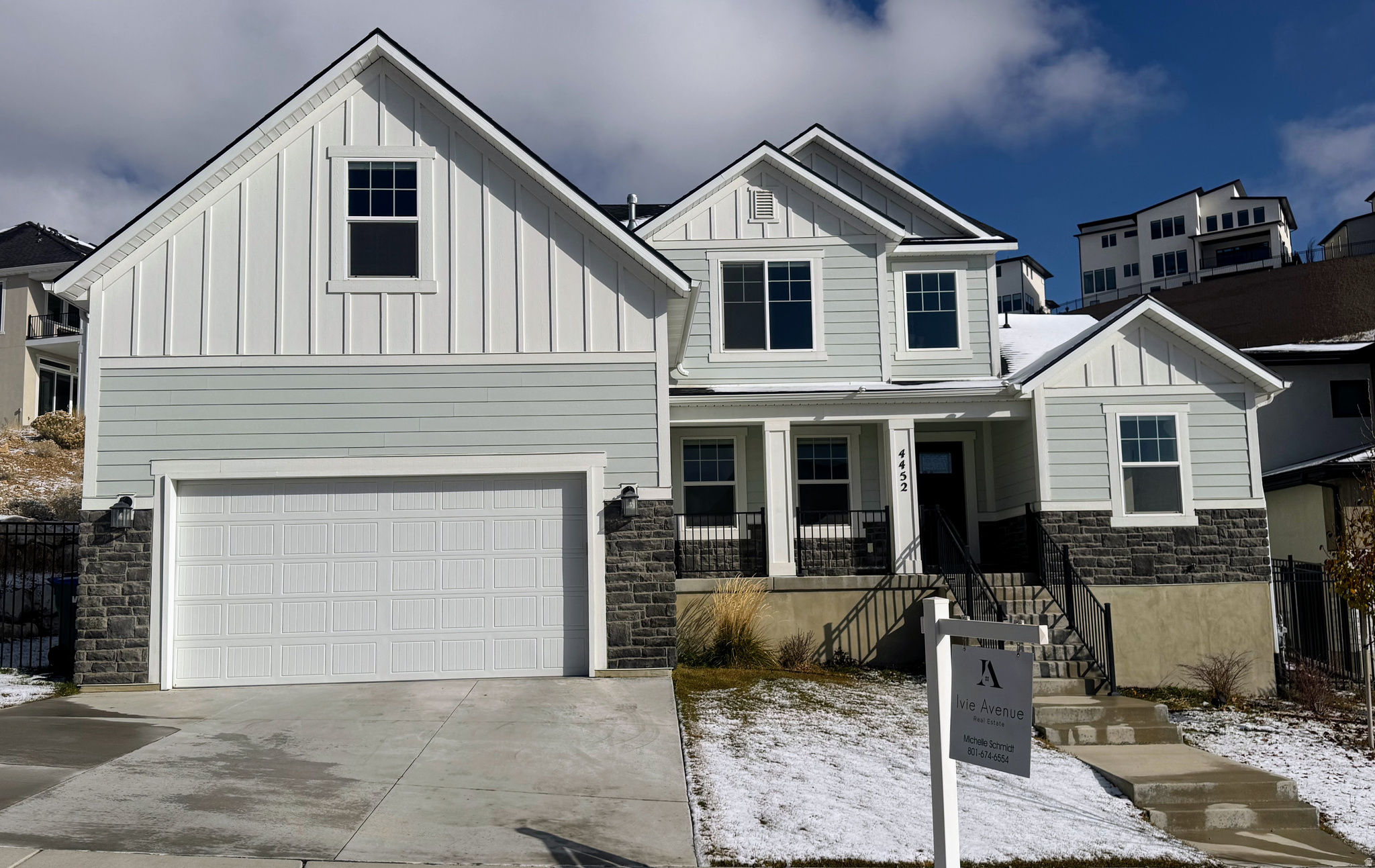 4452 N SUMMER VIEW DR #216