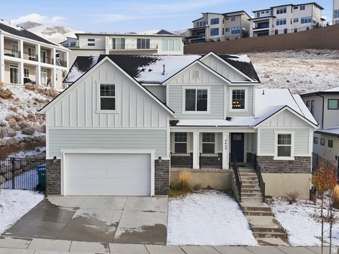 4452 N SUMMER VIEW DR #216