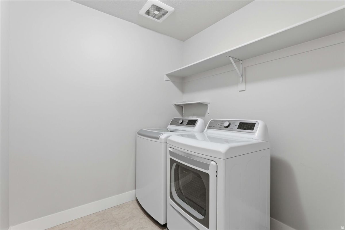 4452 N SUMMER VIEW DR #216