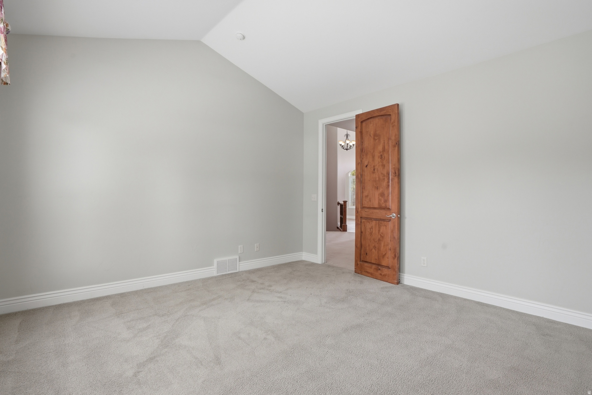 1832 E PEYTON CT