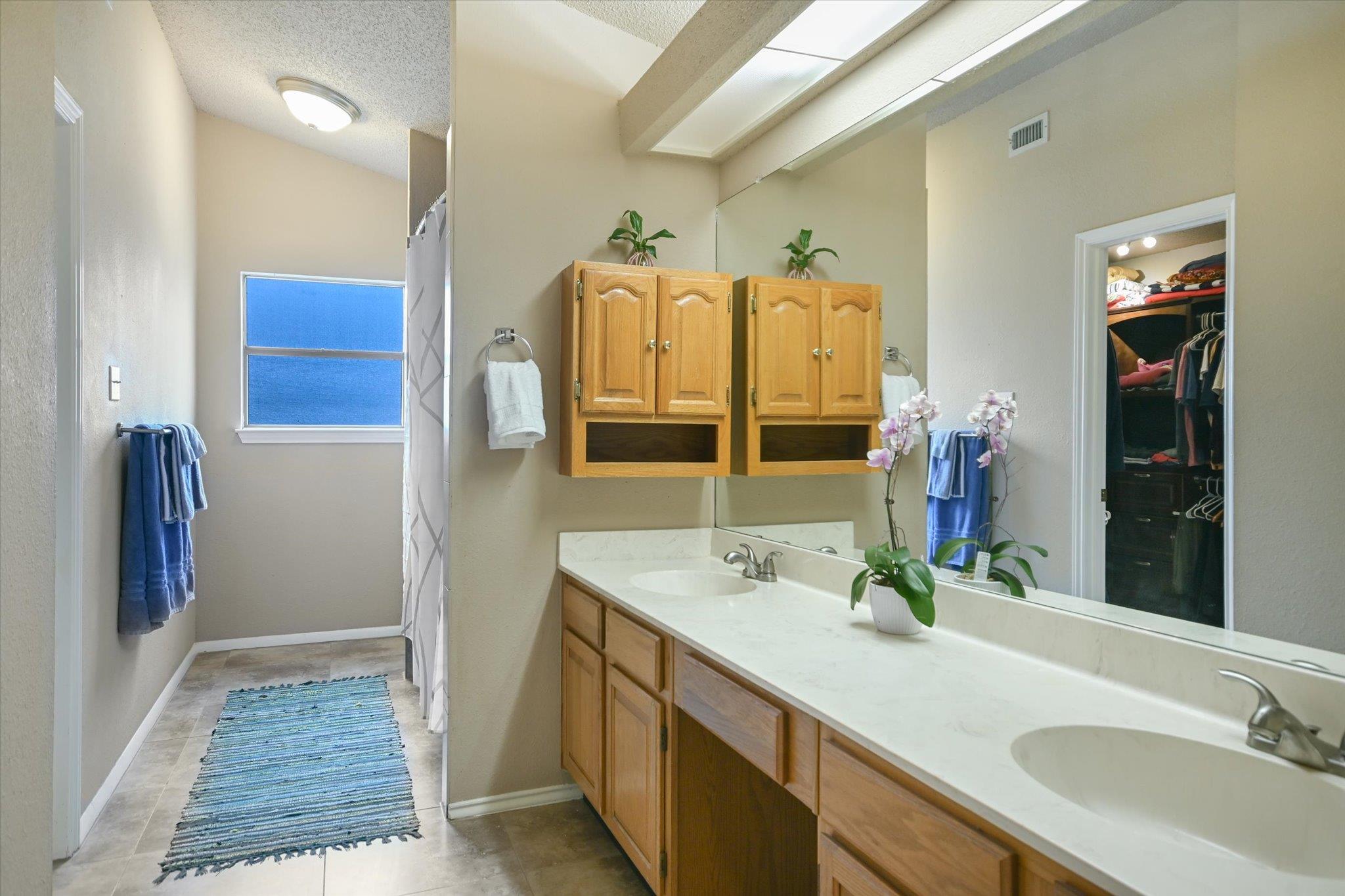 8105 Washita DR