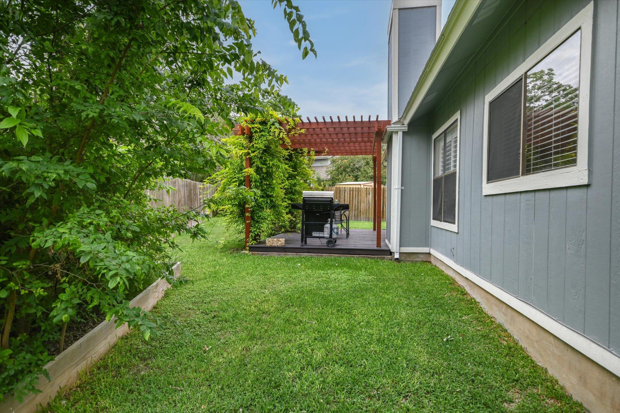 8105 Washita DR