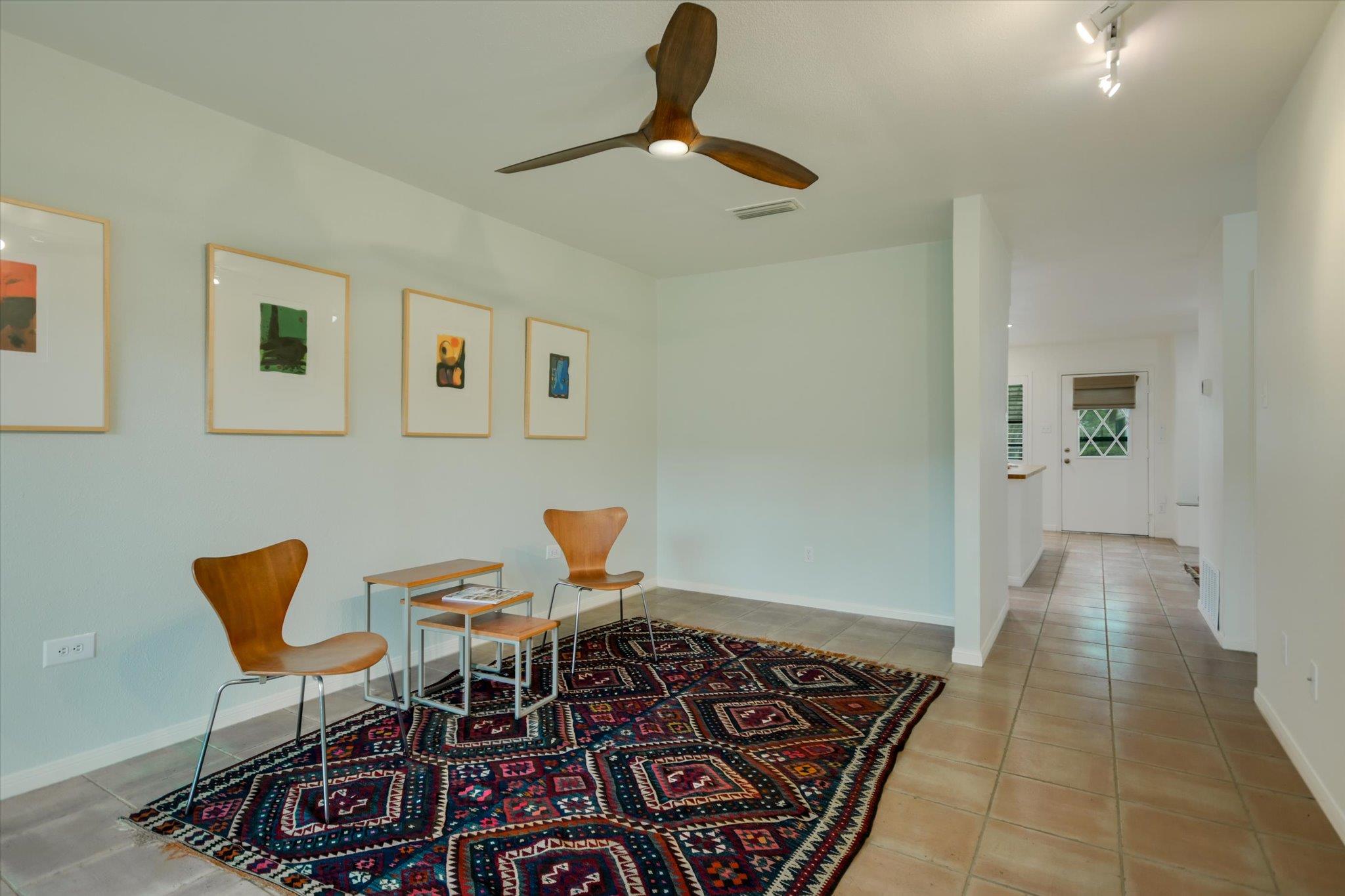 2301 Lawnmont Ave # 5