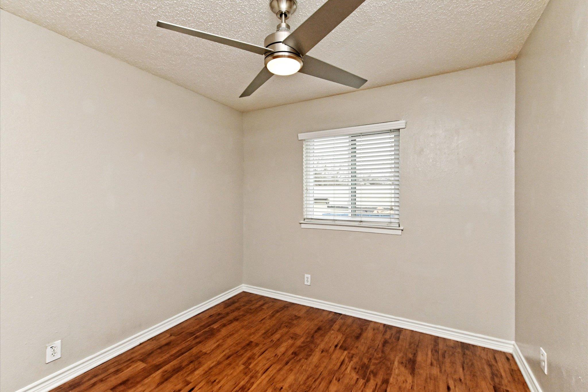 2401 Manor RD # 120