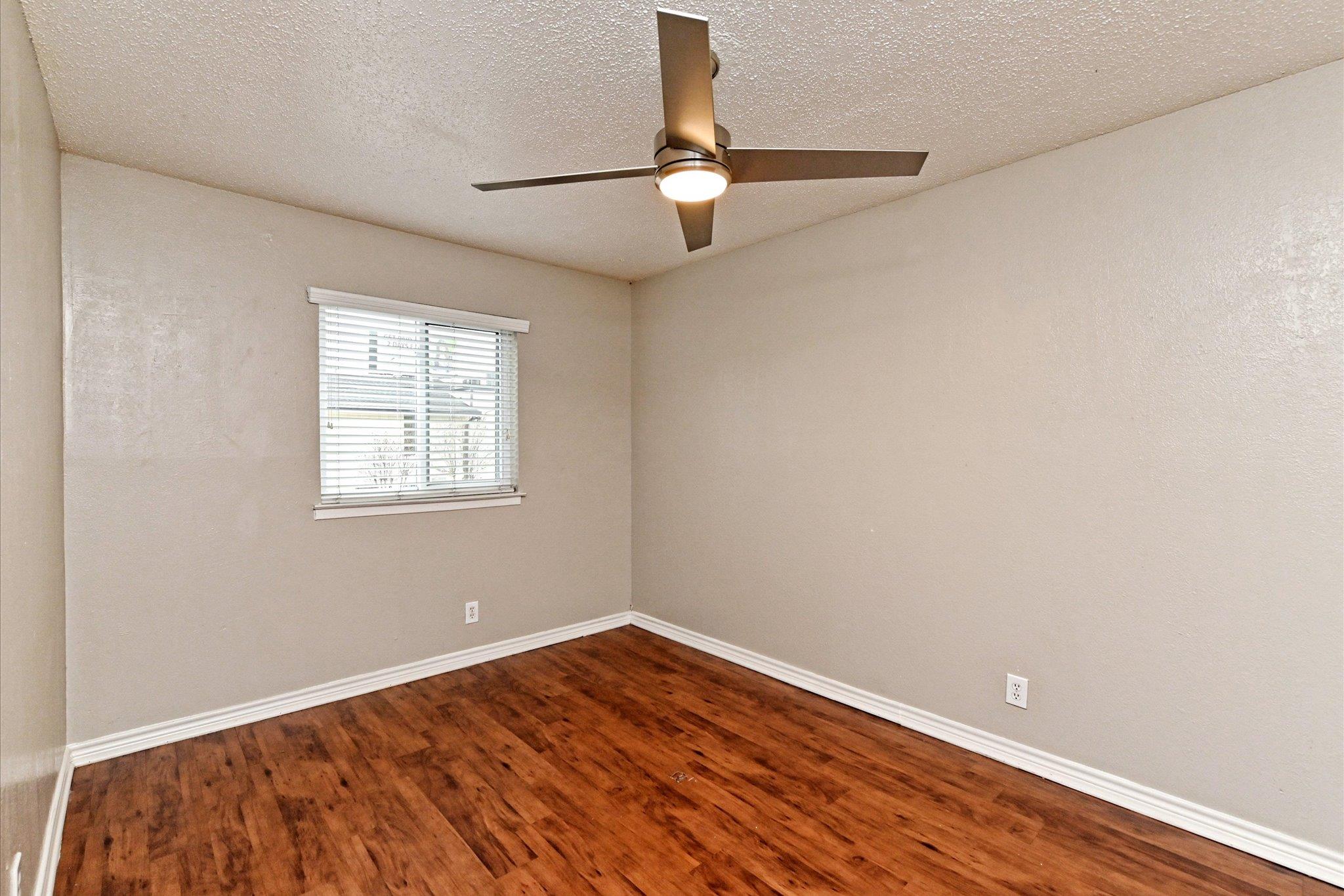 2401 Manor RD # 120