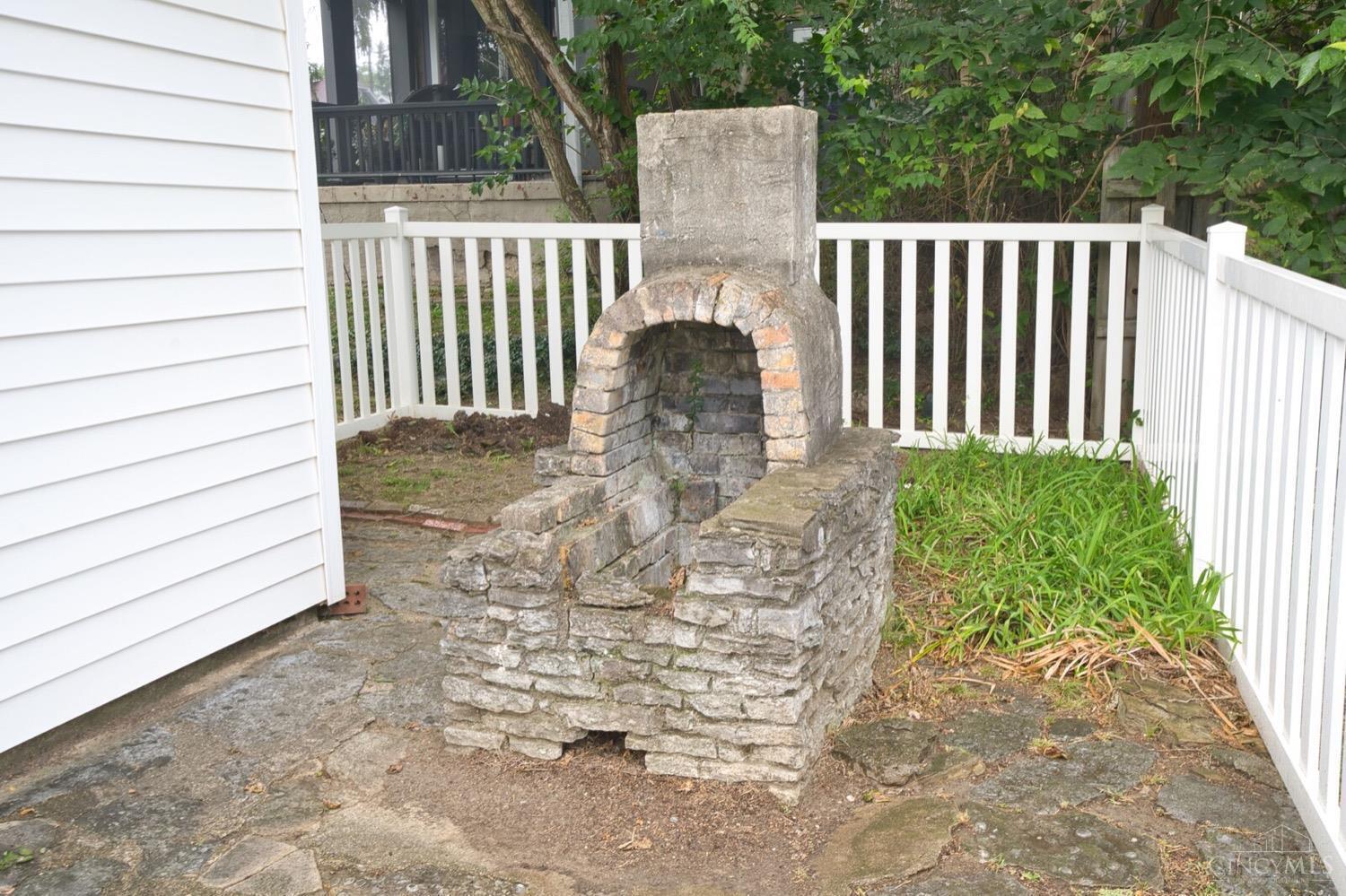 205 E Aberdeen Drive