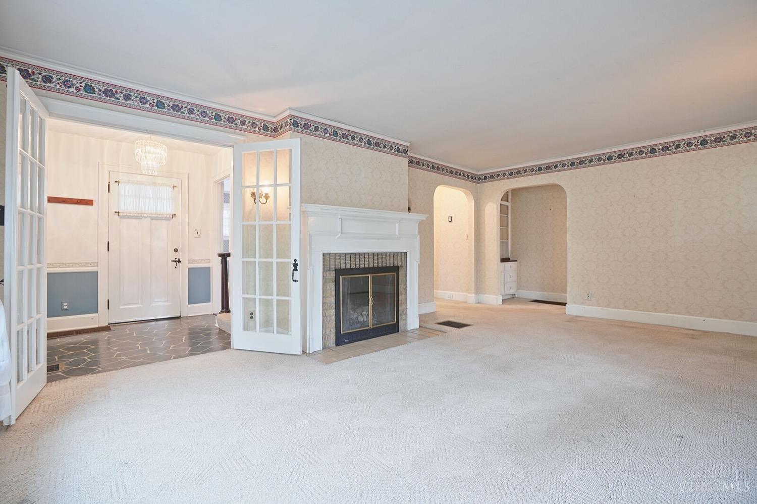 205 E Aberdeen Drive