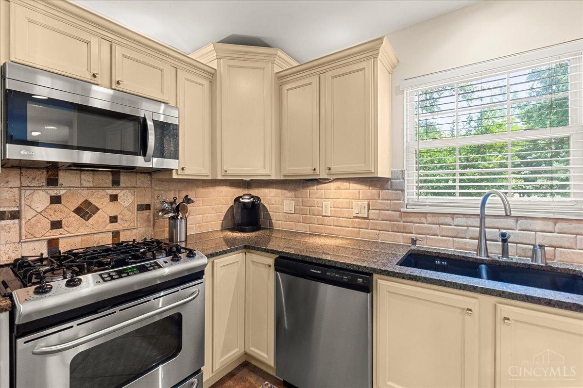 7304 Rolling Meadows Drive