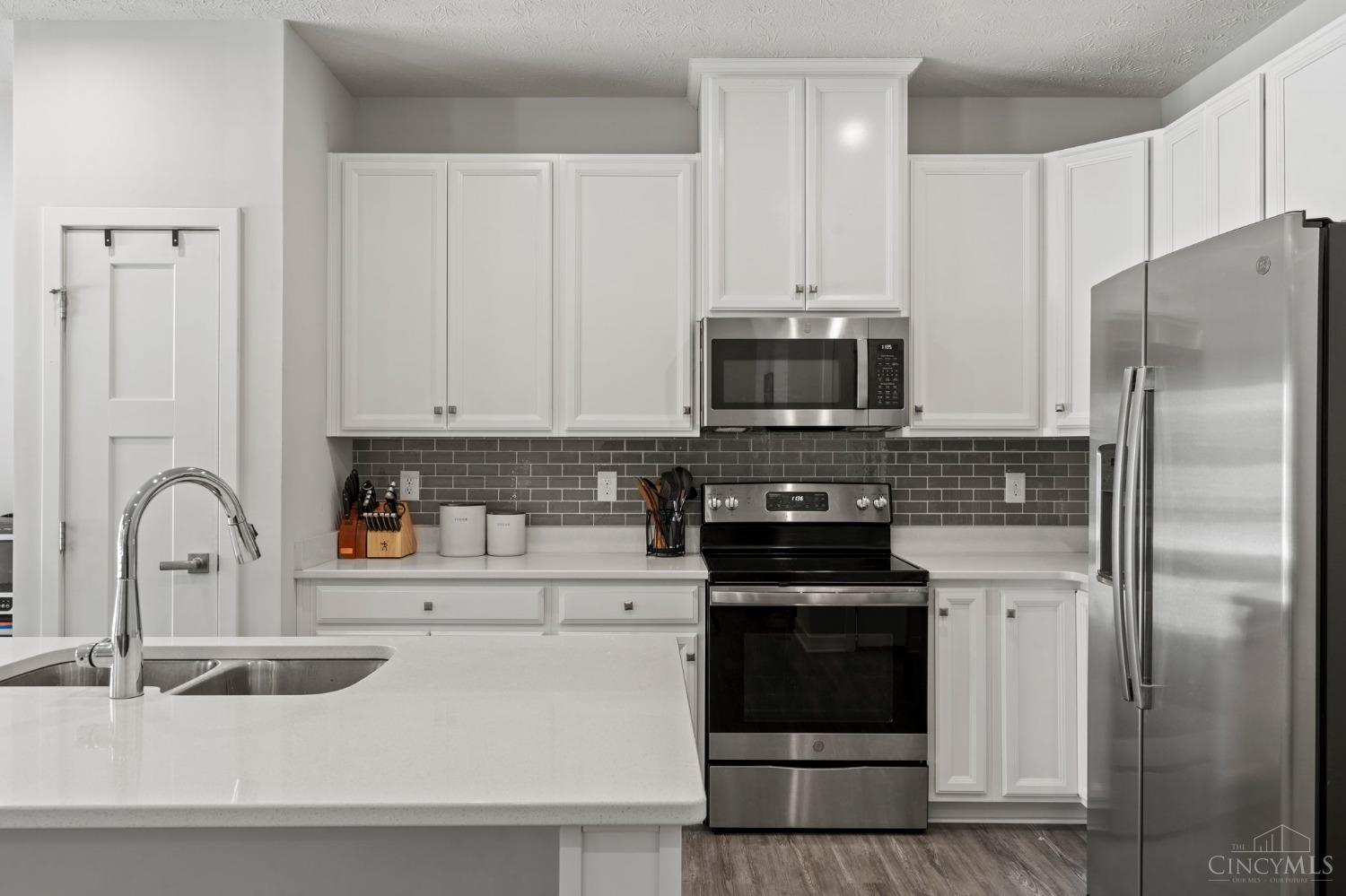 5951 Old Pebble Path