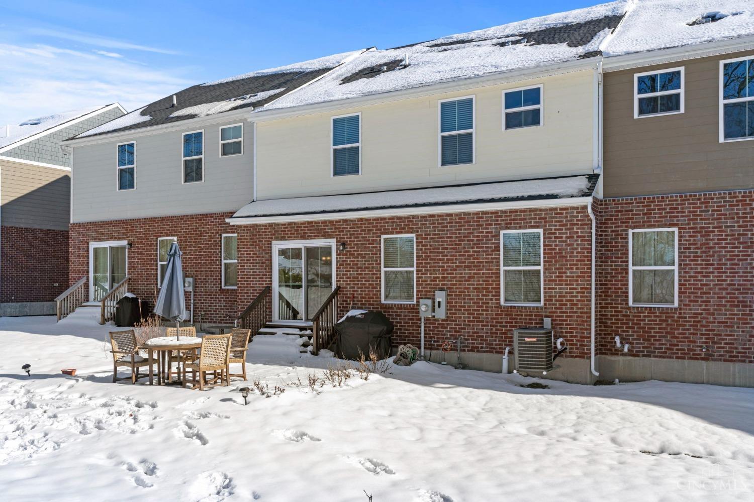 5951 Old Pebble Path