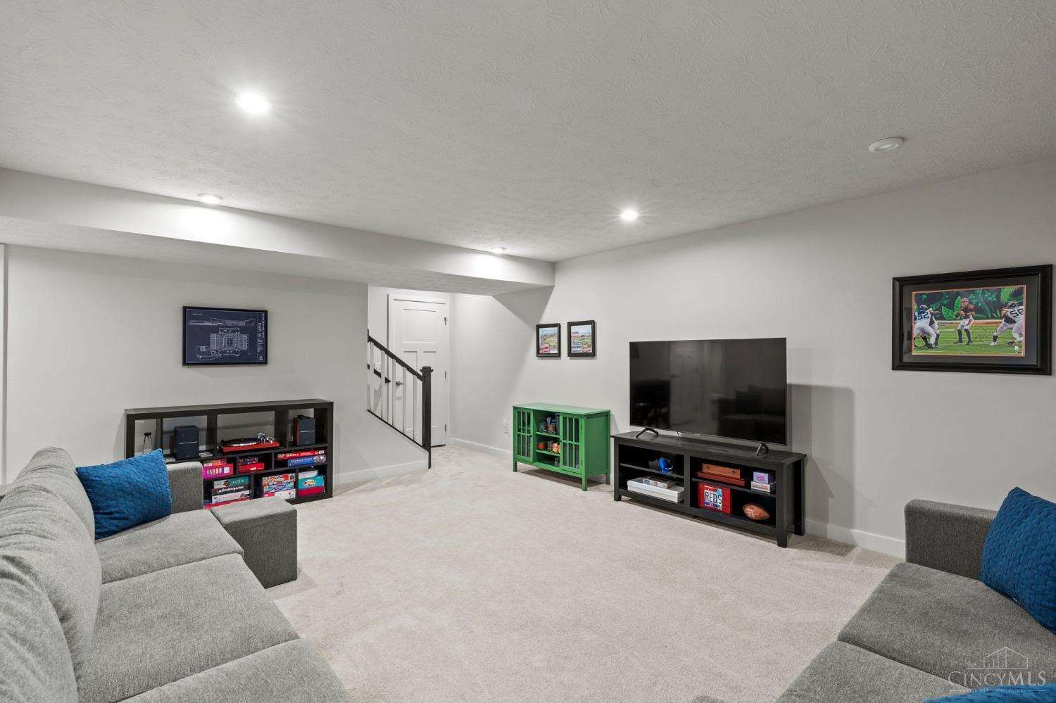 5951 Old Pebble Path