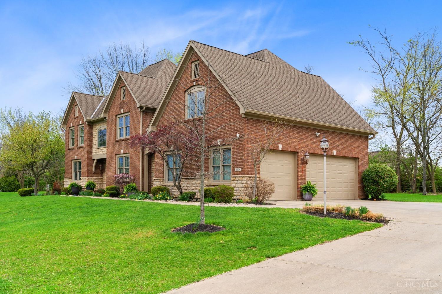 5536 Charleston Woods Drive