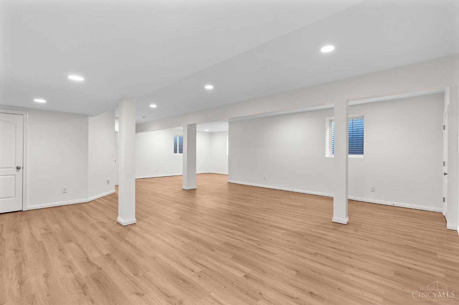 5536 Charleston Woods Drive