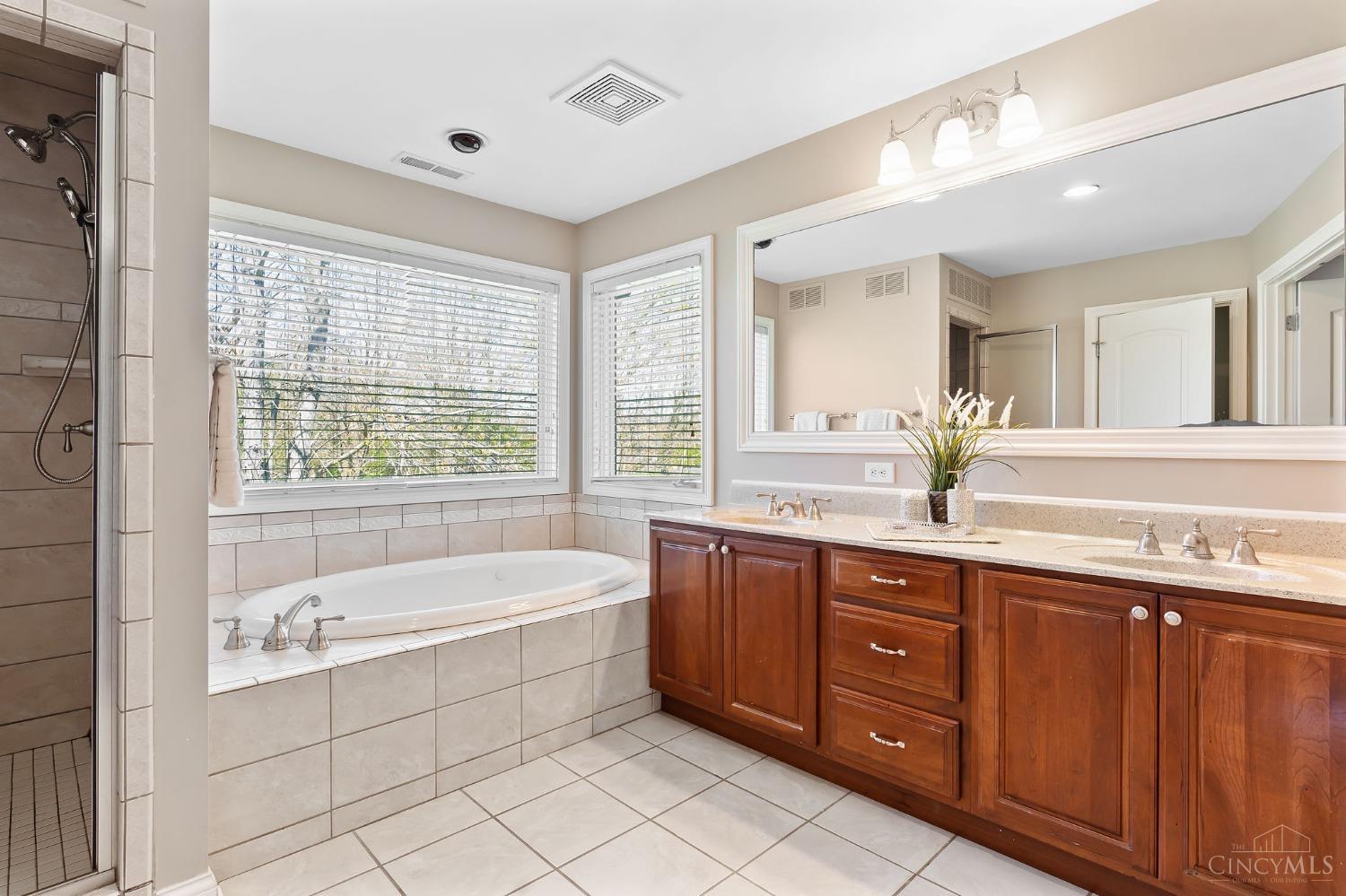 5536 Charleston Woods Drive