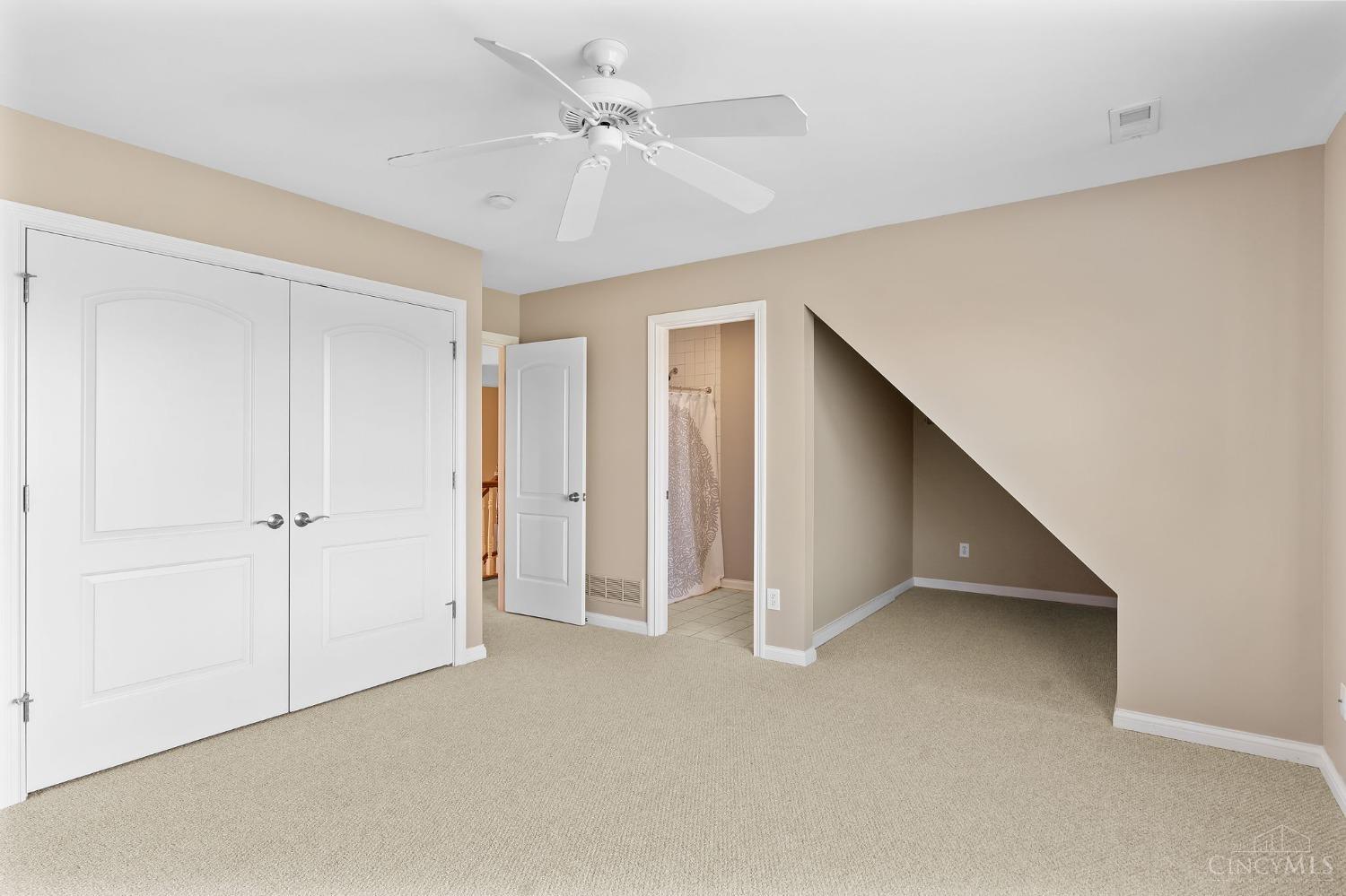 5536 Charleston Woods Drive