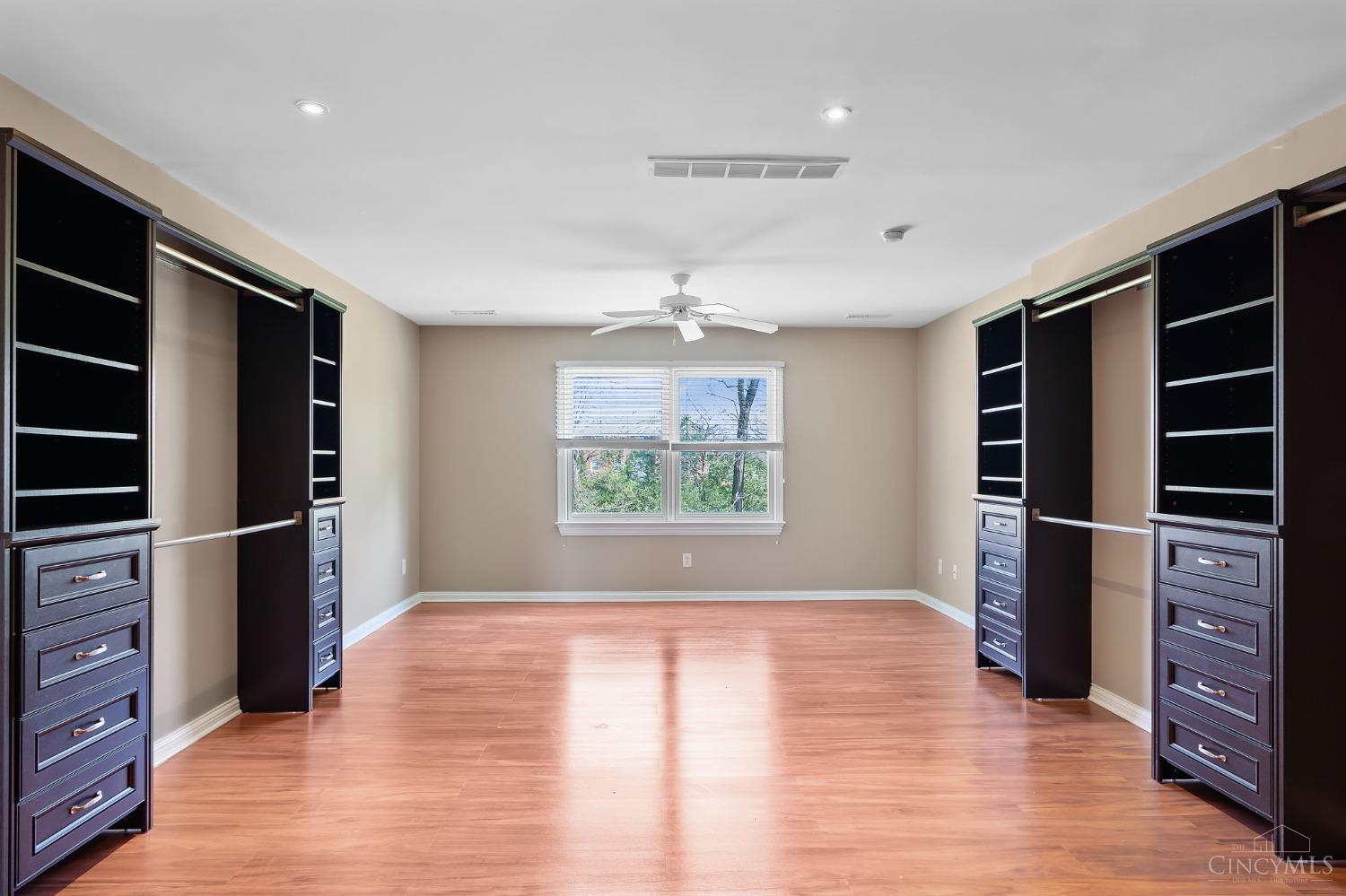 5536 Charleston Woods Drive