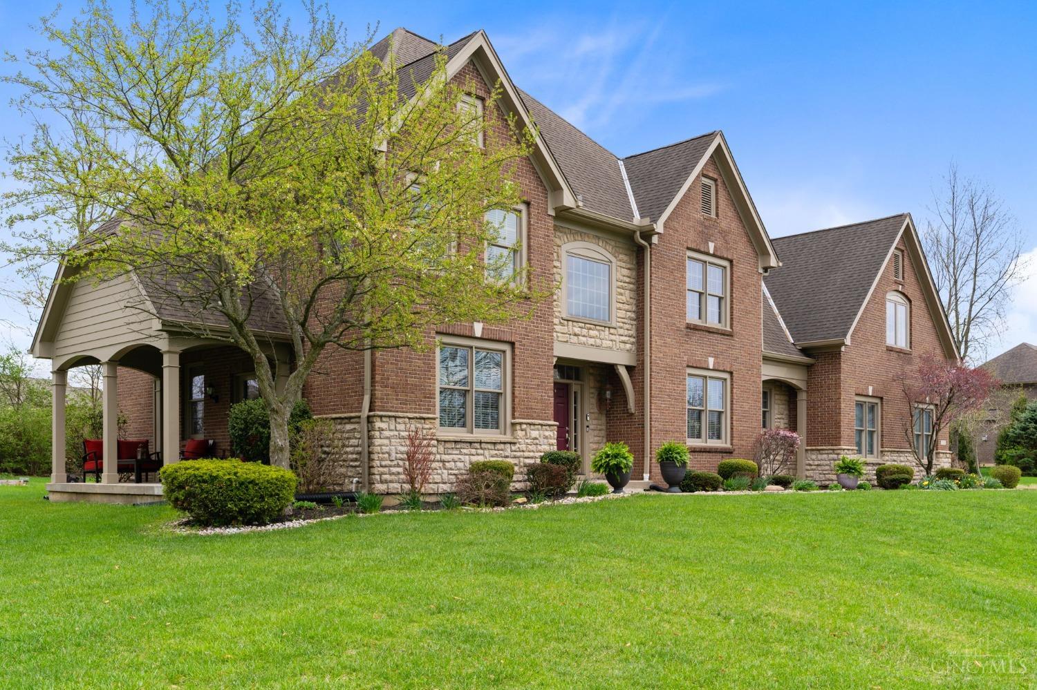 5536 Charleston Woods Drive