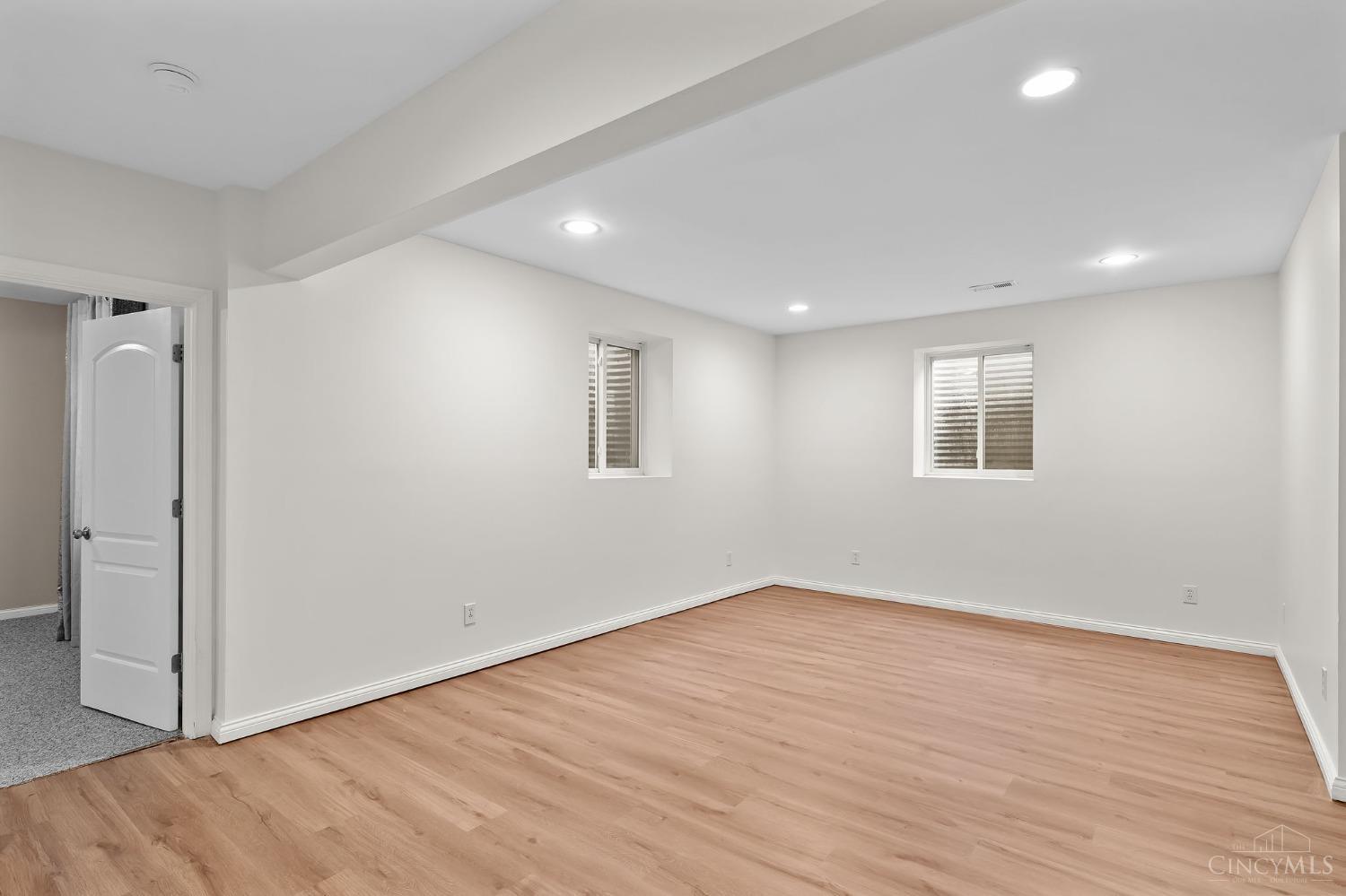 5536 Charleston Woods Drive