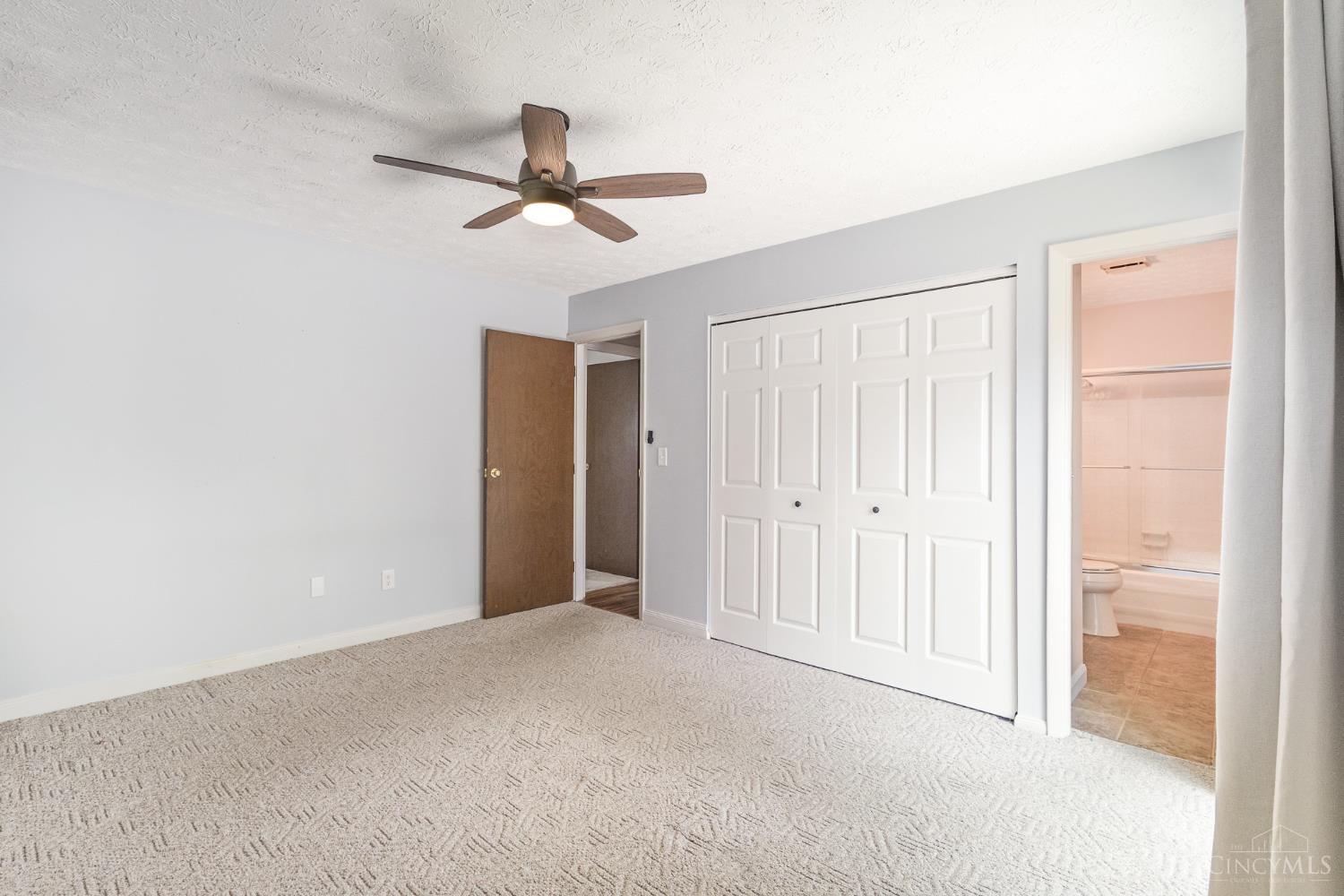548 Constitution Square 129