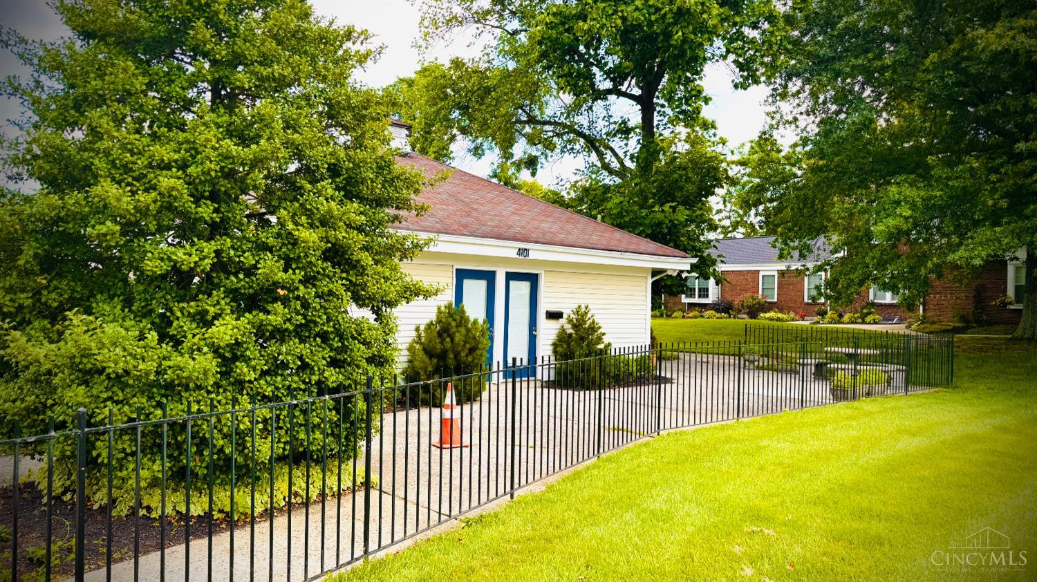 548 Constitution Square 129