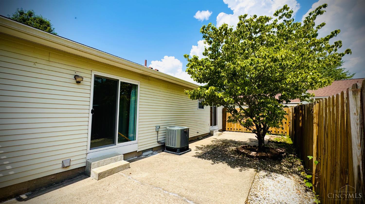548 Constitution Square 129