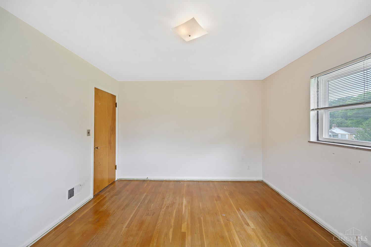 1132 Alnetta Drive