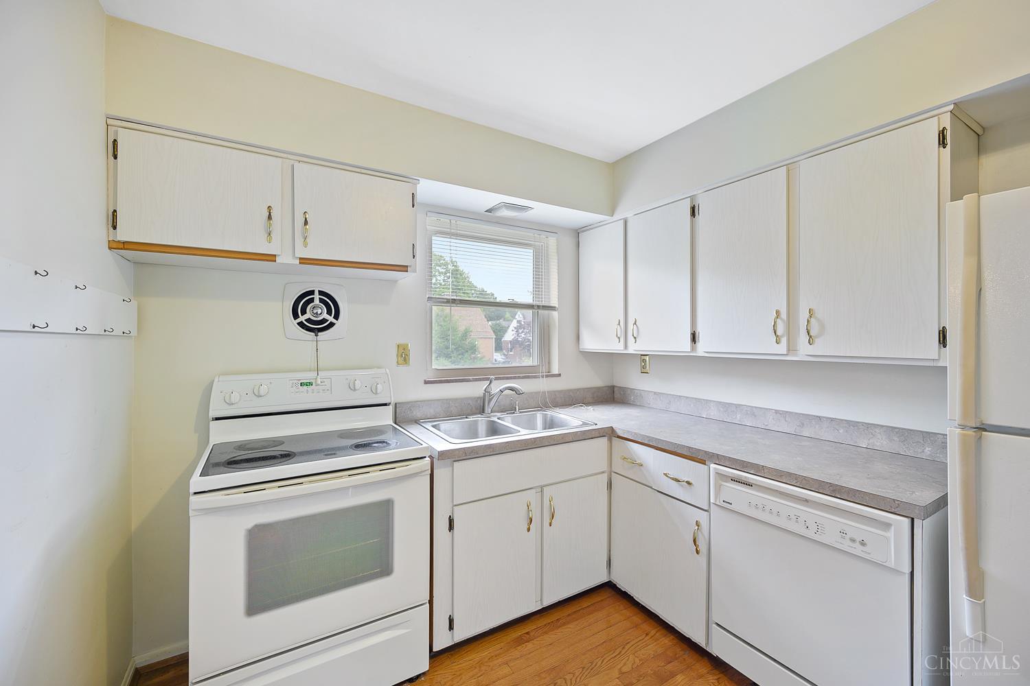 1132 Alnetta Drive