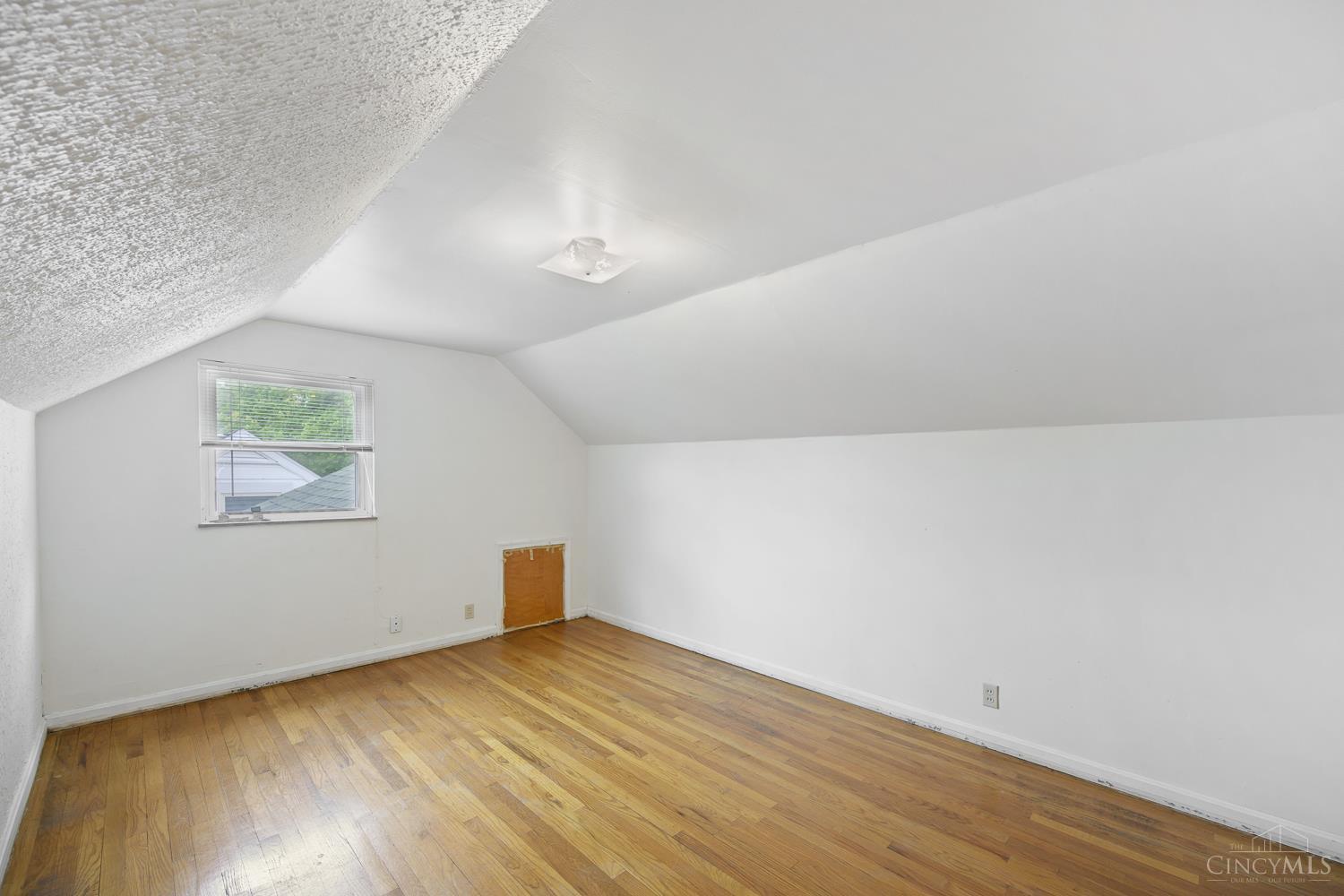 1132 Alnetta Drive