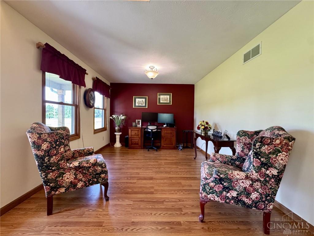 2950 S Clayton