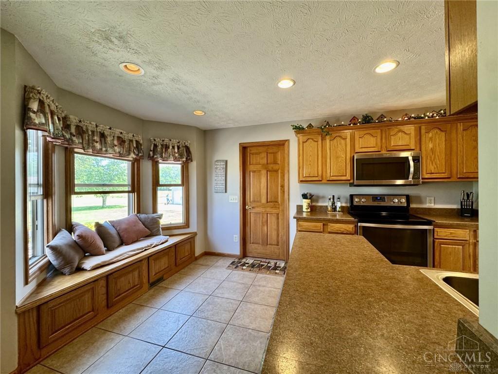 2950 S Clayton