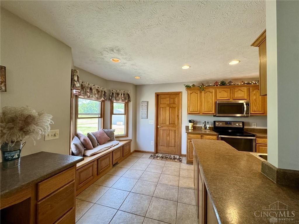 2950 S Clayton