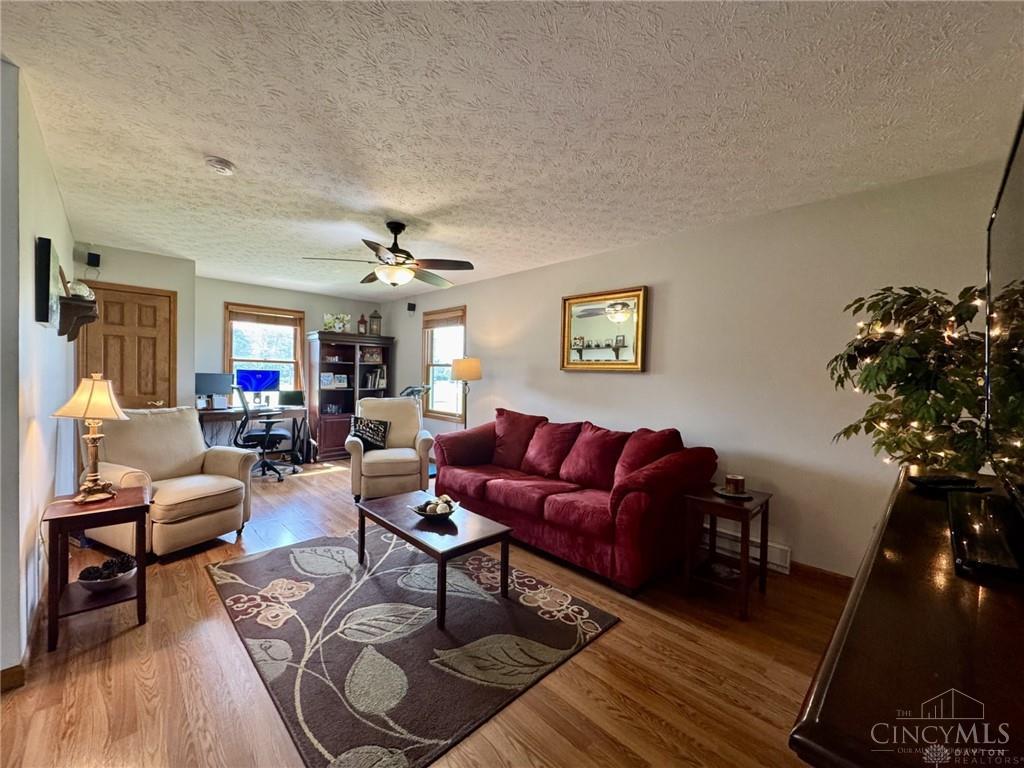 2950 S Clayton